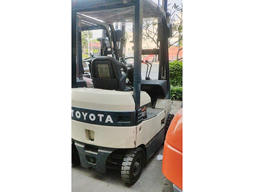 道滘叉車(chē)出租